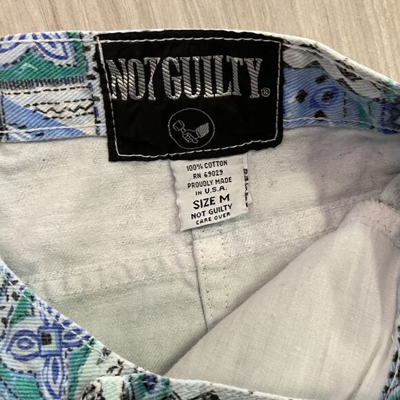 Vintage Abstract High Shorts - Picture 3 of 3